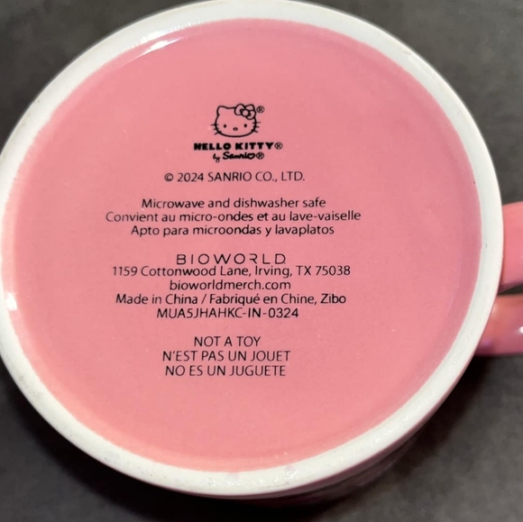 Coffee Mug Hello Kitty Sanrio Bioworld - Picture 3 of 3